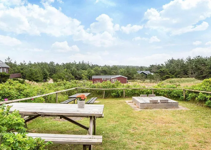 4 Person In Strand-by Traum * ויירס סטרנד